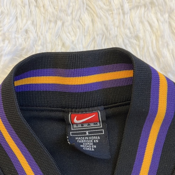 ❌SOLD❌ NIKE Los Angeles Lakers Baseball Tee - Picture 3 of 3